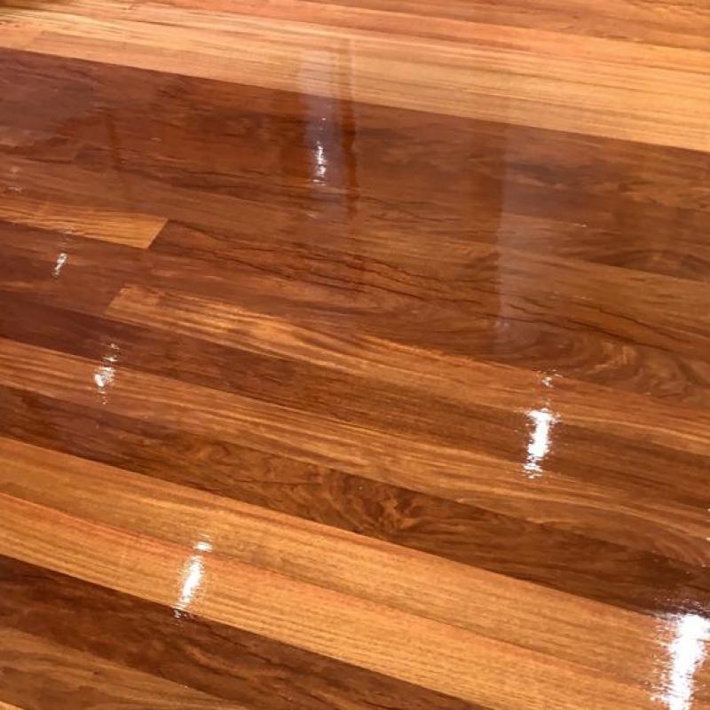 PISOS, LAMINADOS, PISOS DE MADERA, PISOS DECK, ESCALERAS, CARPINTERIA EN GENERAL, MANTENIMIENTO DE PISOS LAMINADOS, PULIDO DE PISOS DE MADERA,