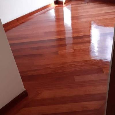 PISOS, LAMINADOS, PISOS DE MADERA, PISOS DECK, ESCALERAS, CARPINTERIA EN GENERAL, MANTENIMIENTO DE PISOS LAMINADOS, PULIDO DE PISOS DE MADERA,