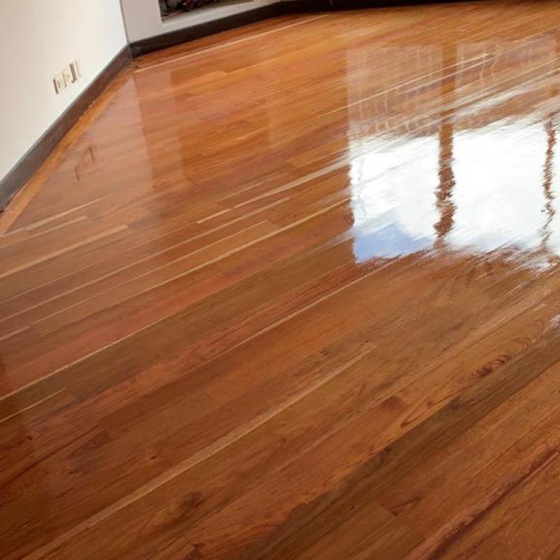 PISOS, LAMINADOS, PISOS DE MADERA, PISOS DECK, ESCALERAS, CARPINTERIA EN GENERAL, MANTENIMIENTO DE PISOS LAMINADOS, PULIDO DE PISOS DE MADERA,